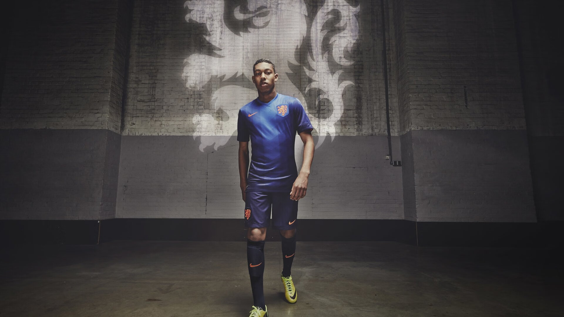 热议橄榄球国际赛观众席满员，橄榄球大赛